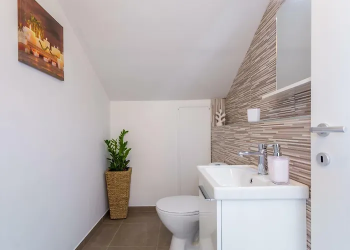 Deni Lägenhet Krk Town