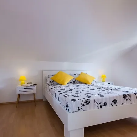 Deni