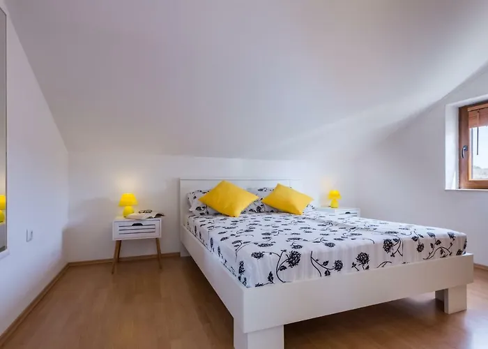 Deni
